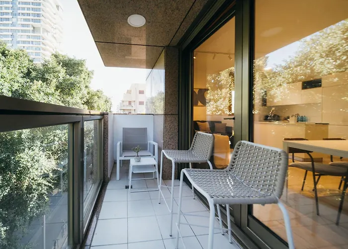 Meir Dizengoff Residence With Shelter