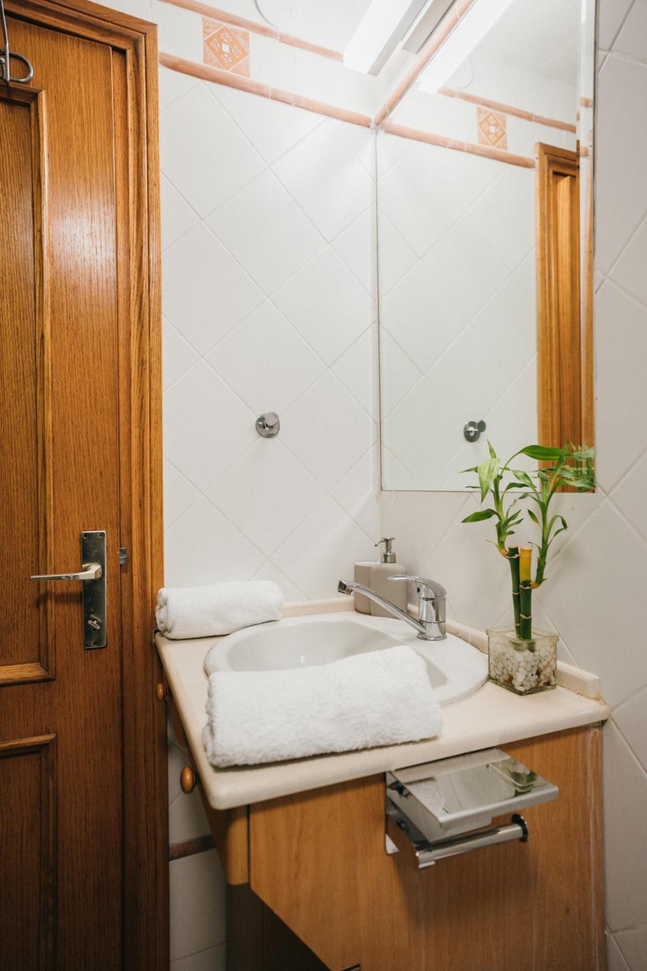Meir Dizengoff With Shelter Apartment *