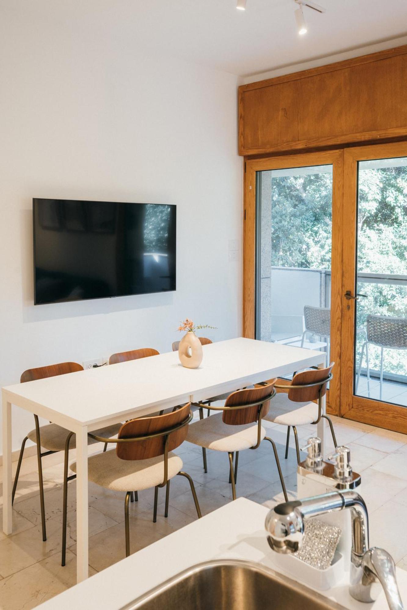 Meir Dizengoff With Shelter Apartment Tel Aviv