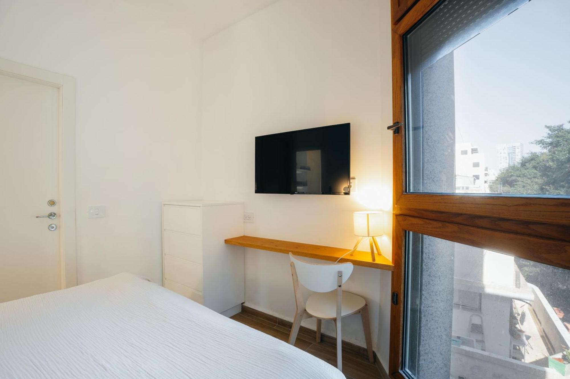 Meir Dizengoff With Shelter Appartement